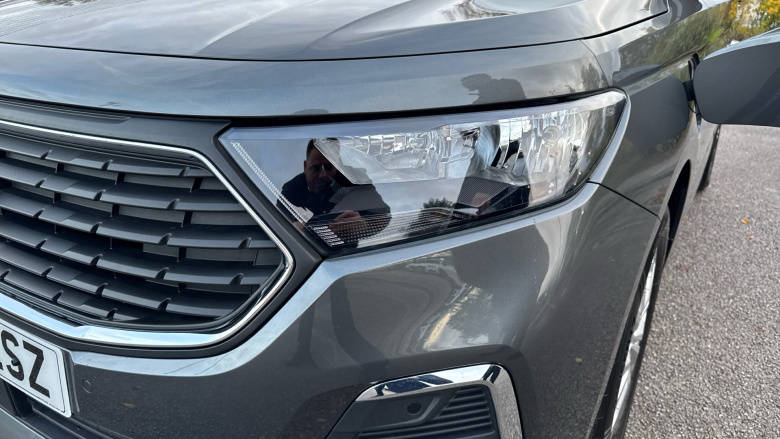 Ford Transit Connect 250 L2 Petrol 1.5 EcoBoost PHEV 150 Limited Van Auto